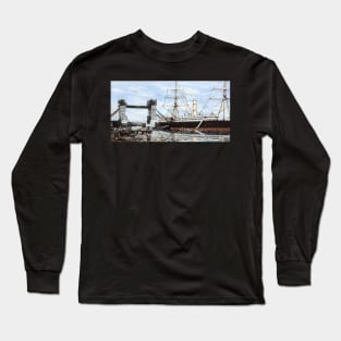 CONSTRUCTION OF TOWER BRIDGE AND THE SS RUAHINE Long Sleeve T-Shirt